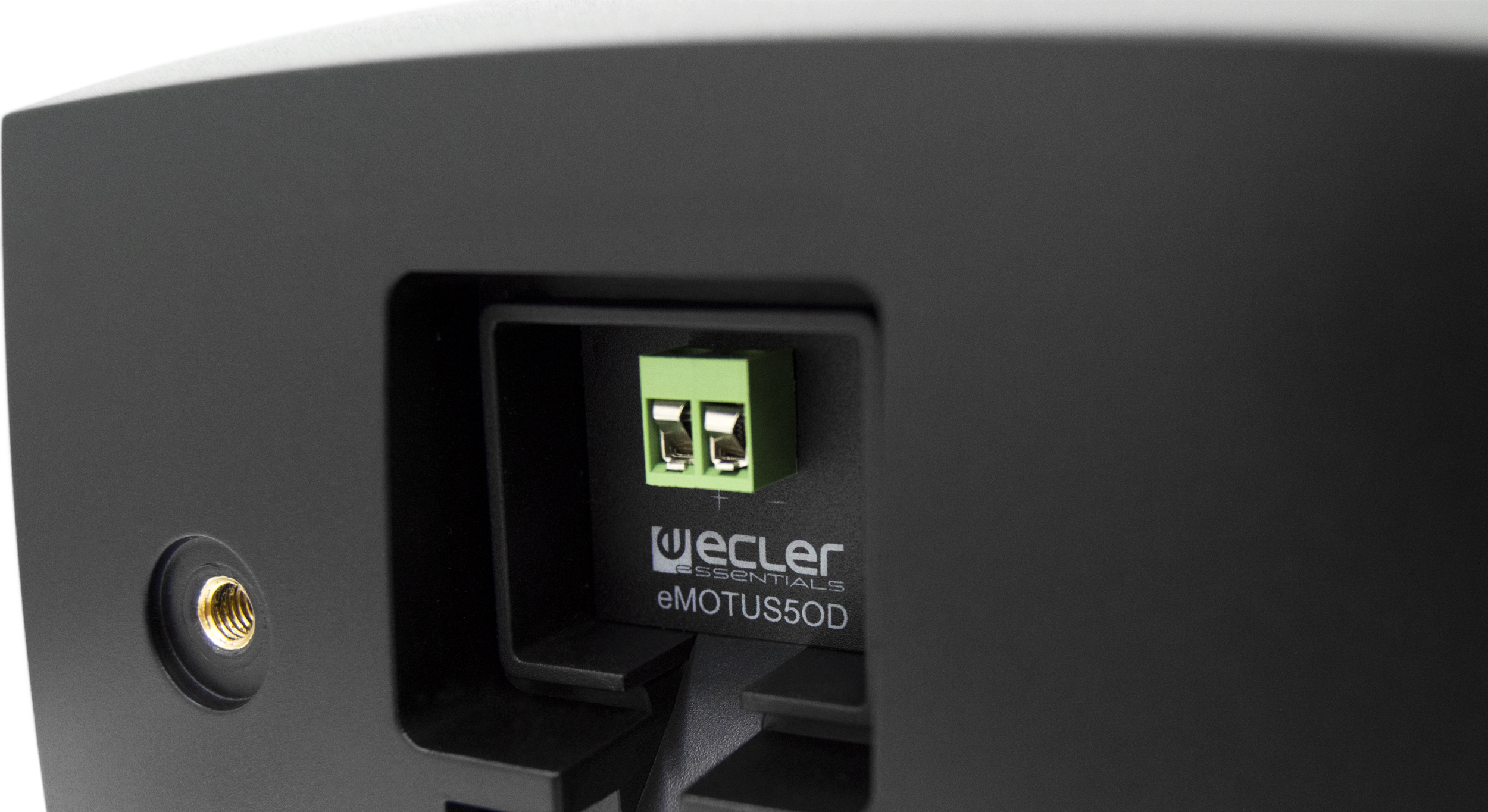Настінна вулична акустика Ecler eMOTUS5ODBK (5" + 1", 40 Вт, 8 Ом / 100V, IP65, Чорна)